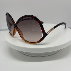 Beautiful, origina Tom For sunglasses in perfect conditions!